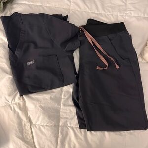 FIGS Women’s Scrubs